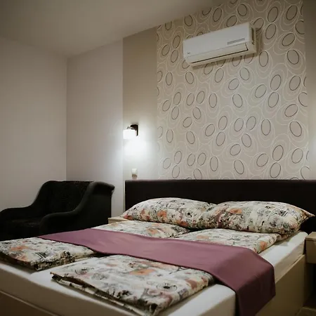 Németh Apartmanházak Mórahalom Exterior foto