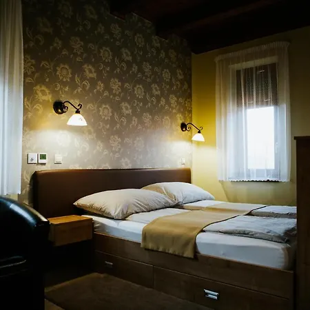 Németh Apartmanházak Mórahalom Exterior foto