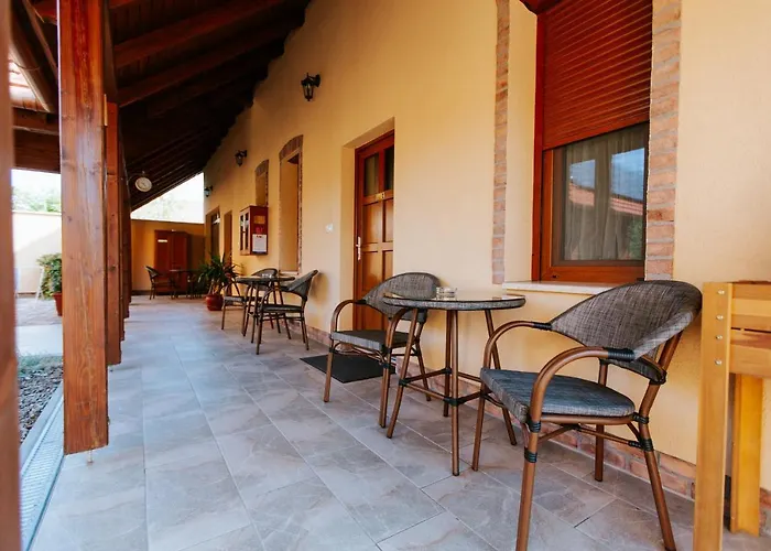 Nemeth Apartmanhazak